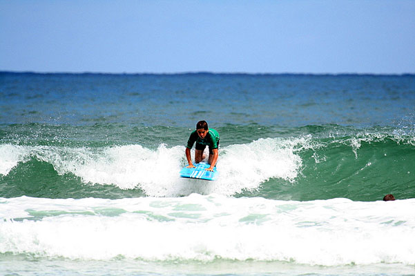 Onaka école de surf d'Hendaye