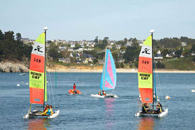 Centre Nautique de Crozon Morgat école de voile balade en kayak de mer