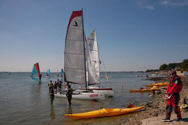 La Mouette Sinagote école de voile sur le Golfe du Morbihan près de Vannes