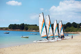 Ecole de voile du Fogeo Arzon Port du Crouesty Bretagne