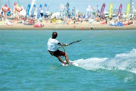 Cercle Nautique Tranchais école de planche à voile et kite surf en sud Vendée La Tranche sur Mer