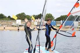 Cercle Nautique Tranchais école de planche à voile et kite surf en sud Vendée La Tranche sur Mer