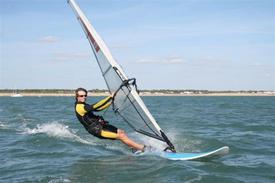 Cercle Nautique Tranchais école de planche à voile et kite surf en sud Vendée La Tranche sur Mer
