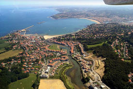 Yacht Club Basque Saint Jean de Luz école de voile vue aérienne Ciboure