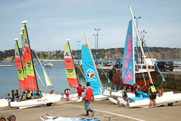 Centre Nautique de Crozon Morgat école de voile balade en kayak de mer