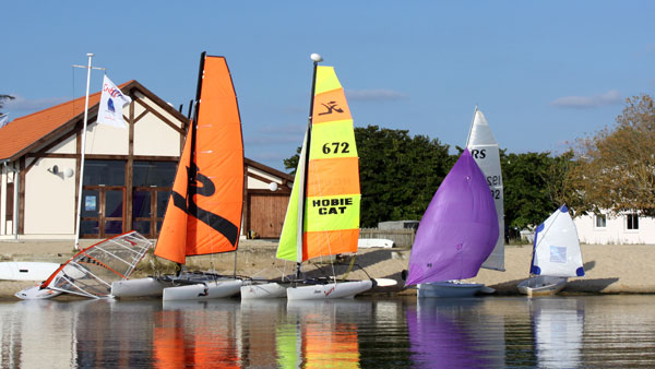 CNBO Centre Nautique de Biscarrosse école de voile et planche à voile Les Landes