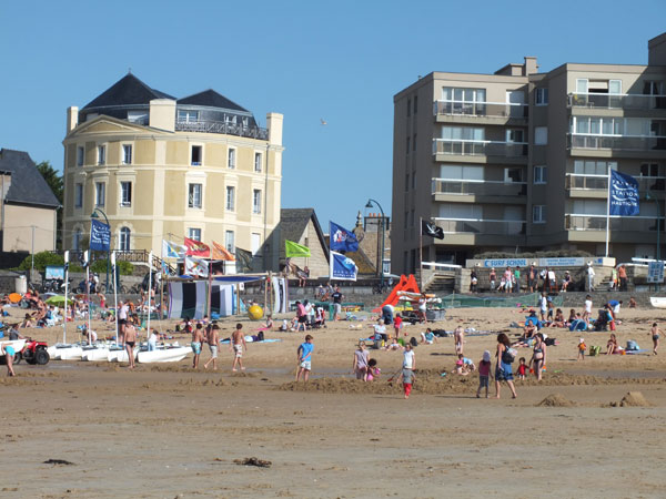 Surf School école de voile à Saint Malo