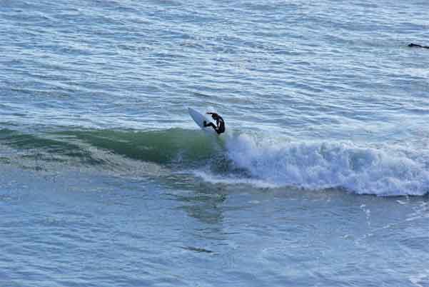 Ecole de surf de Bretagne ESB Penhors Pouldreuzic Finistère