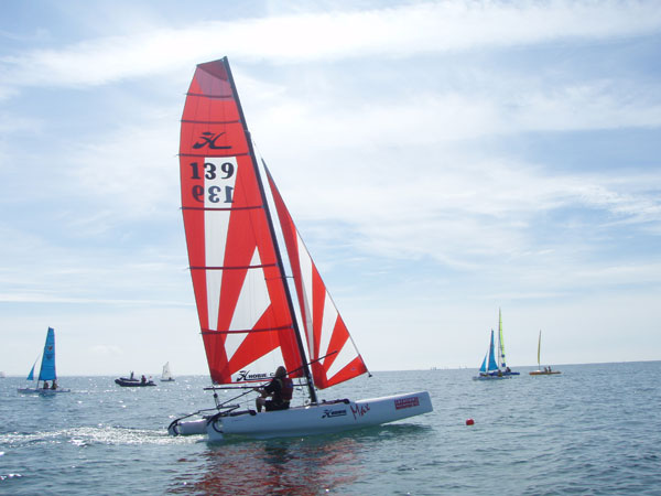 Yacht Club de Carnac école de voile et de planche à voile Morbihan Bretagne