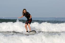 Découverte du surf avec le Veillon Surf School à Talmont Saint Hilaire