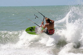 Stage semaine (ou week-end à 2) de Kitesurf à l'Ile de Ré ou Châtelaillon-plage (4 séances)