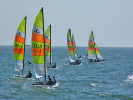 Initiation à la voile, en baie de La Baule à Pornichet