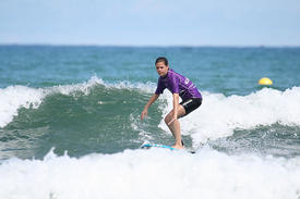 Surf passion à Hendaye avec la surf school Onaka