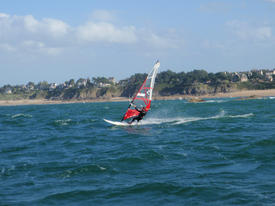 Mini stage planche à voile à Saint Lunaire sur la côte d'Emeraude