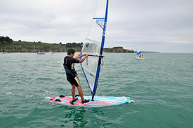 Cours particulier sur planche à voile à Belle Ile en Mer