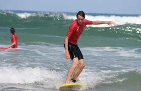 Stage surf à Clohars Carnoët plage du Kerou avec l'ESB Kloar