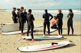 Cours de surf avec Surfing Paradise à St Pierre Quiberon